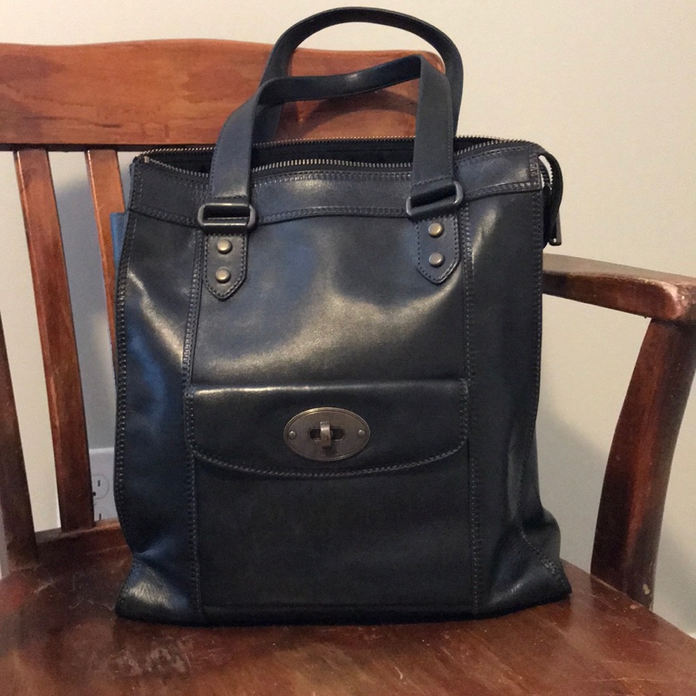 Fossil black tote